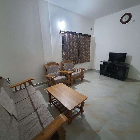 Jk Homestay Mysore Extérieur photo